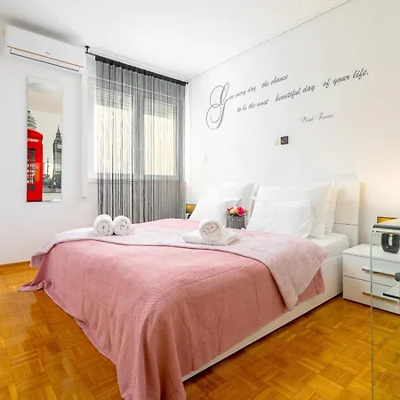 Daire Luxe Collection @ Centre Old Town *