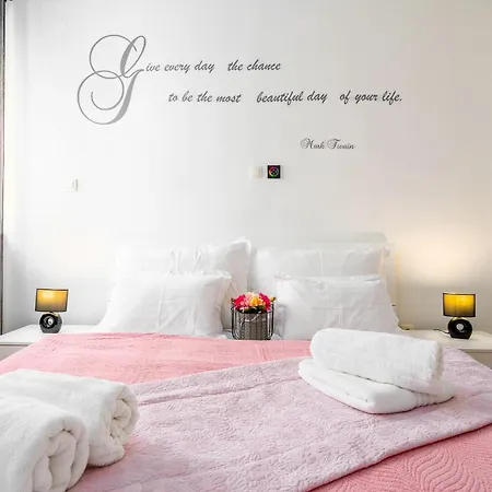 Luxe Collection @ Centre Old Town Daire *