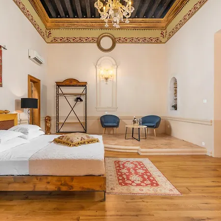 Apartment Luxe Collection @ Centre Old Town *