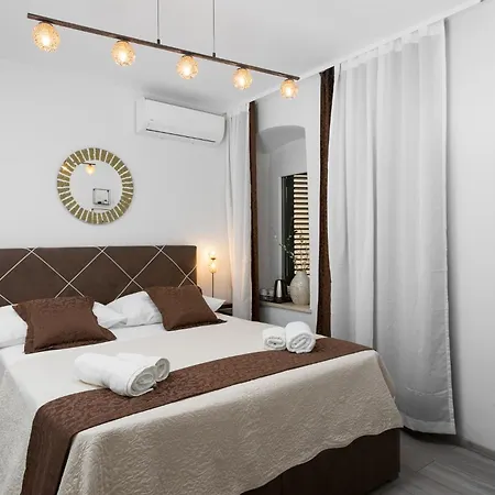 Luxe Collection @ Centre Old Town * سبليت